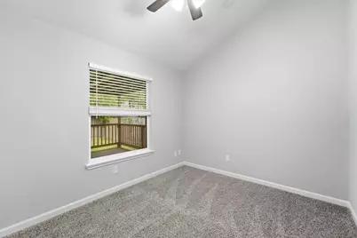 71 S Woodstock Circle Drive, The Woodlands, TX 77381 - Photo 19