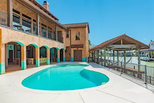 506 Sunset Cir, Tiki Island, TX 77554 - Photo 29