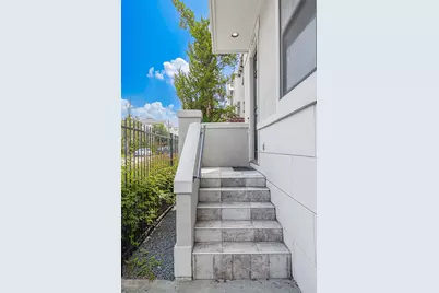 1320 W 25th Street #A, Houston, TX 77008 - Photo 3