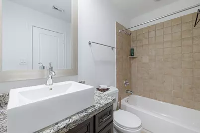 1320 W 25th Street #A, Houston, TX 77008 - Photo 7