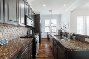 1320 W 25th St, Houston, TX 77008 - Photo 13