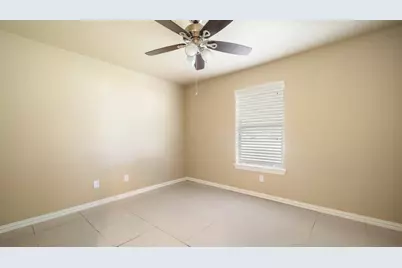 2715 Toyah Avenue, Houston, TX 77039 - Photo 15