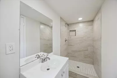 5515 Knightwood Street, Houston, TX 77016 - Photo 11