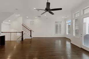 1030 W 26th St, Houston, TX 77008 - Photo 15