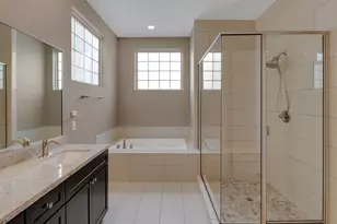 1030 W 26th St, Houston, TX 77008 - Photo 23