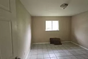 1122 Havner Ln, Houston, TX 77037 - Photo 11