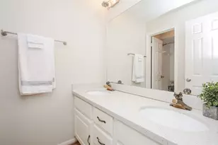 10 Heathstone Pl, The Woodlands, TX 77381 - Photo 13