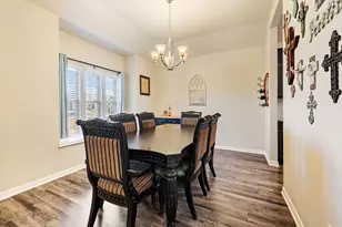 2004 Dumfries Dr, Bryan, TX 77807 - Photo 5