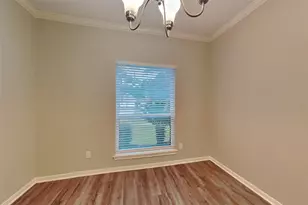 4627 Natural Bridge Dr, Houston, TX 77345 - Photo 7