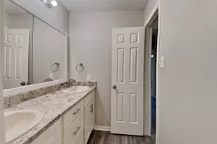 4627 Natural Bridge Dr, Houston, TX 77345 - Photo 17