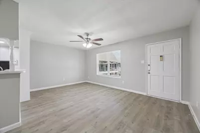 3800 Sherwood Lane #148, Houston, TX 77092 - Photo 3