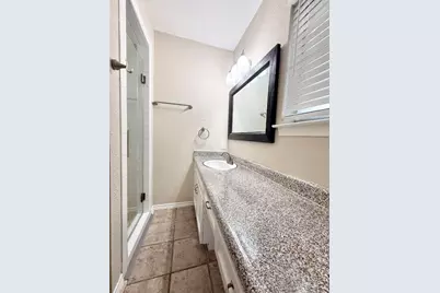 109 Houston Street, Angleton, TX 77515 - Photo 15