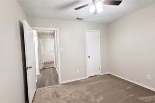 109 Houston St, Angleton, TX 77515 - Photo 23