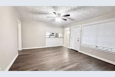 109 Houston Street, Angleton, TX 77515 - Photo 9