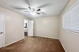 109 Houston St, Angleton, TX 77515 - Photo 13