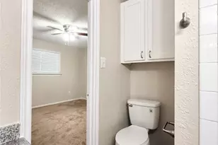 109 Houston St, Angleton, TX 77515 - Photo 17