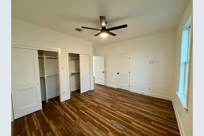 2119 Avenue O 1/2 #Rear, Galveston, TX 77550 - Photo 11