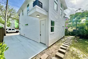 2119 Ave O 1/2, Galveston, TX 77550 - Photo 15