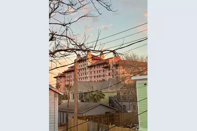 2119 Avenue O 1/2 #Rear, Galveston, TX 77550 - Photo 7