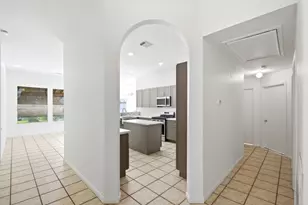 16918 Serenity Cove Cir, Friendswood, TX 77546 - Photo 9