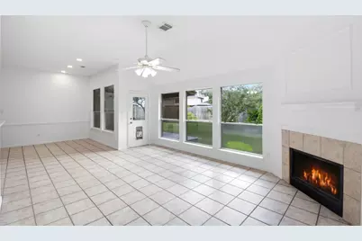 16918 Serenity Cove Circle, Friendswood, TX 77546 - Photo 13
