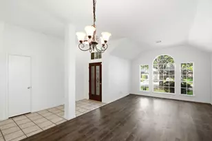 16918 Serenity Cove Cir, Friendswood, TX 77546 - Photo 7