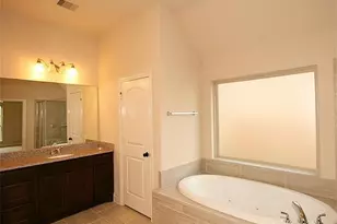 13426 Vintage Trail Ln, Pearland, TX 77584 - Photo 9