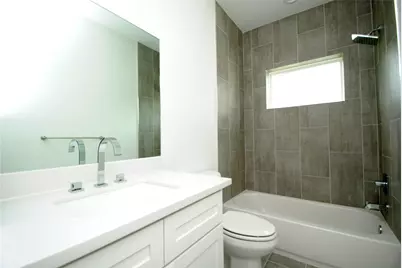 7707 Jacquelyn Oaks Road, Houston, TX 77055 - Photo 29