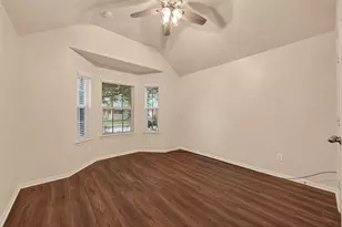 11719 Bollinger Park Ct, Houston, TX 77047 - Photo 17