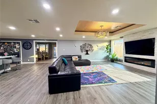 9770 Tappenbeck Dr, Houston, TX 77055 - Photo 5