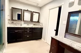 9770 Tappenbeck Dr, Houston, TX 77055 - Photo 9