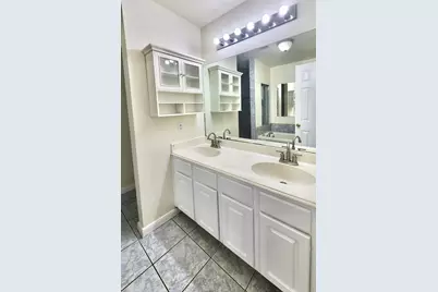 11899 Algonquin Drive #5, Houston, TX 77089 - Photo 9