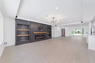 5950 Dumfries Dr, Houston, TX 77096 - Photo 7
