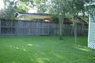 914 E 25th St, Houston, TX 77009 - Photo 9