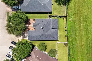 14810 Stocklin Ct, Sugar Land, TX 77498 - Photo 39