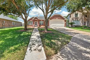 14810 Stocklin Ct, Sugar Land, TX 77498 - Photo 5