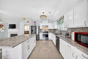 14810 Stocklin Ct, Sugar Land, TX 77498 - Photo 15