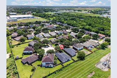 14810 Stocklin Court, Sugar Land, TX 77498 - Photo 39