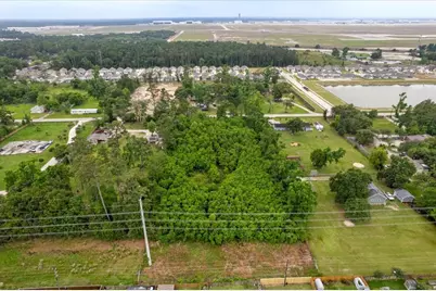 6711 Maple Drive, Humble, TX 77338 - Photo 15