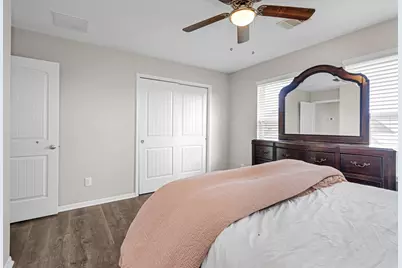 4704 Bella Court, Alvin, TX 77511 - Photo 31
