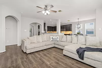 4704 Bella Court, Alvin, TX 77511 - Photo 13