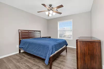 4704 Bella Court, Alvin, TX 77511 - Photo 33