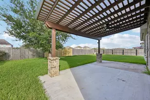 9619 Indian Trail, Mont Belvieu, TX 77580 - Photo 37