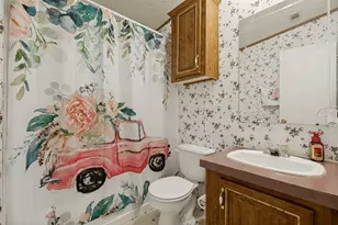 17418 Fx Ball Dr, Elmendorf, TX 78112 - Photo 19