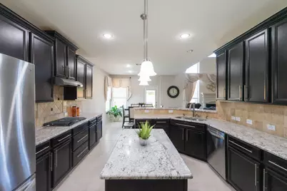 2207 Hannah Creek Court, Pearland, TX 77089 - Photo 7