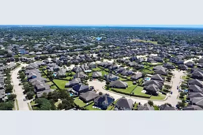 2207 Hannah Creek Court, Pearland, TX 77089 - Photo 3