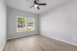 815 Magnolia Ave, Crosby, TX 77532 - Photo 13