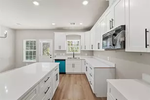 815 Magnolia Ave, Crosby, TX 77532 - Photo 7