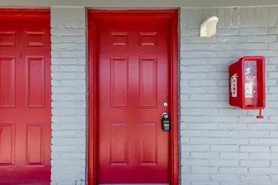 3040 Golfcrest Boulevard #11, Houston, TX 77087 - Photo 3