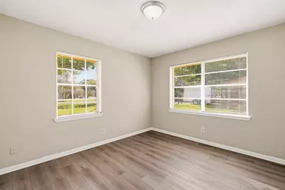 807 Texas Avenue, League City, TX 77573 - Photo 9